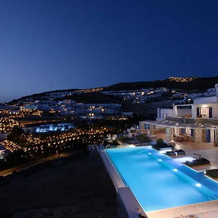 Chrysta Holiday home *