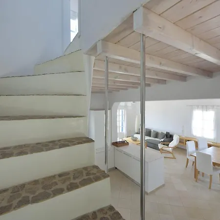 Chrysta Holiday home *